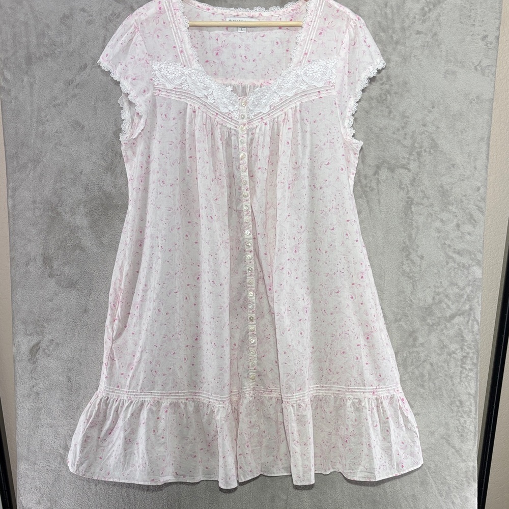 Eileen West Button Front Soft Pink & White Roses w/Lace Trim Sleep Dress Size L
